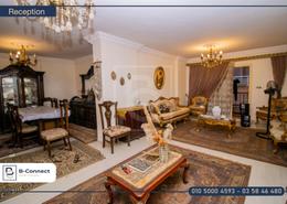 Apartment - 4 bedrooms - 2 bathrooms for للبيع in Ismail Al Habrouk St. - Glim - Hay Sharq - Alexandria
