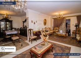 شقة - 4 غرف نوم - 2 حمامات for للبيع in شارع إسماعيل الحبروك - جليم - حي شرق - الاسكندرية