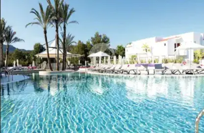 Chalet - 3 Bedrooms - 3 Bathrooms for sale in Azha North - Ras Al Hekma - North Coast