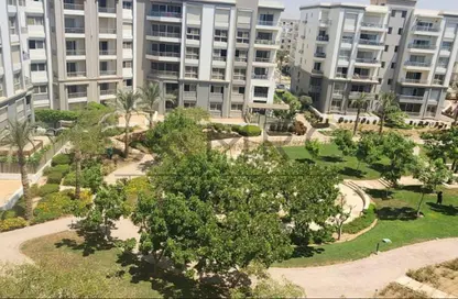 Apartment - 2 Bedrooms - 3 Bathrooms for sale in Hyde Park - 5th Settlement Compounds - The 5th Settlement - New Cairo City - Cairo
