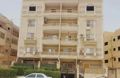شقة - 2 غرف نوم - 1 حمام للبيع في المنطقة الثامنة - مدينة الشروق - القاهرة