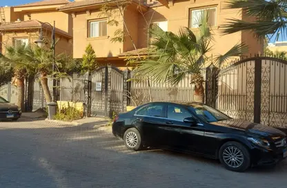 Villa - 6 Bedrooms - 4 Bathrooms for sale in Galleria Moon Valley - South Investors Area - New Cairo City - Cairo