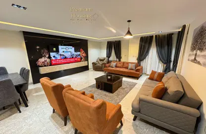 شقة - 3 غرف نوم - 3 حمامات للايجار في شارع الرياض - المهندسين - الجيزة