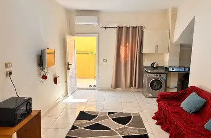 Apartment - Studio - 1 Bathroom for rent in Abou El Houl - New Cairo City - Cairo
