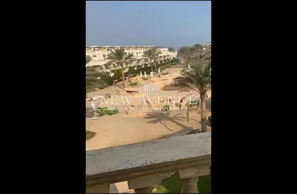 Penthouse - 3 Bedrooms - 2 Bathrooms for sale in Bellagio - Al Ain Al Sokhna - Suez