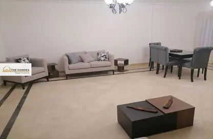 شقة - 3 غرف نوم - 2 حمامات للايجار في شارع شهاب - المهندسين - الجيزة
