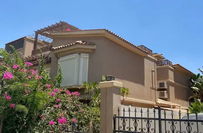 Townhouse - 4 Bedrooms - 4 Bathrooms for sale in Meadows Park - Sheikh Zayed Compounds - Sheikh Zayed City - Giza