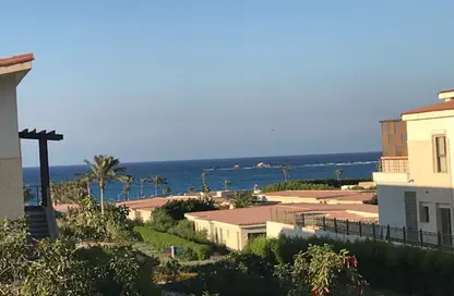 فيلا - 4 غرف نوم - 3 حمامات للبيع في ماونتن فيو - قسم الضبعة - الساحل الشمالي
