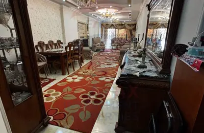 شقة - 3 غرف نوم - 3 حمامات للبيع في شارع الفتح - جناكليس - حي شرق - الاسكندرية