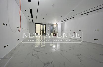 Office Space - Studio - 1 Bathroom for rent in Hyde Park - 5th Settlement Compounds - The 5th Settlement - New Cairo City - Cairo