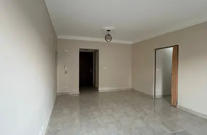 Apartment - 3 Bedrooms - 2 Bathrooms for rent in Youssef Al Sebaey St. - Rehab City First Phase - Al Rehab - New Cairo City - Cairo