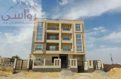 Apartment - 4 Bedrooms - 3 Bathrooms for sale in Bait Alwatan - The 5th Settlement - New Cairo City - Cairo