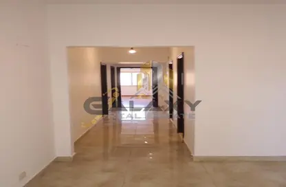 Apartment - 2 Bedrooms - 2 Bathrooms for rent in Area A - Ganoob El Acadimia - New Cairo City - Cairo