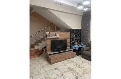 Townhouse - 4 Bedrooms - 4 Bathrooms for sale in Hadayek Al Mohandessin - 4th District - Sheikh Zayed City - Giza