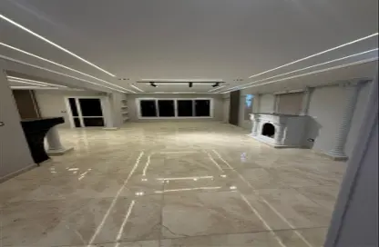 Apartment - 3 Bedrooms - 2 Bathrooms for sale in 8th Zone - Nasr City - Cairo