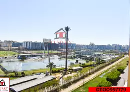 Apartment - 3 Bedrooms - 2 Bathrooms for sale in Madkhal Sharkt Al Nakhl Wa Al Handasa St. - Smouha - Hay Sharq - Alexandria