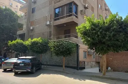 شقة - 3 غرف نوم - 2 حمامات للبيع في شارع محي الدين أبو العز - المهندسين - الجيزة