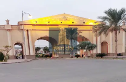 Villa - 6 Bedrooms - 6 Bathrooms for sale in Royal City - Sheikh Zayed Compounds - Sheikh Zayed City - Giza