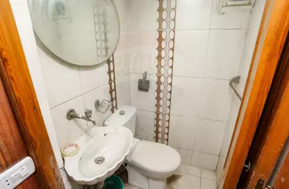 Medical Facility - Studio - 1 Bathroom for sale in Moharam Bek - Hay Sharq - Alexandria