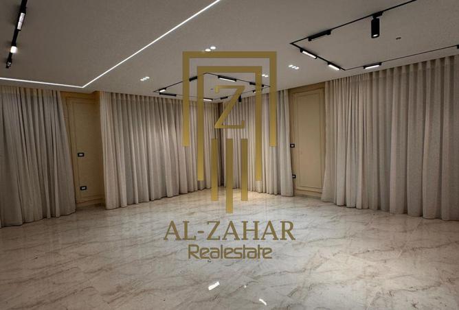 7888483 - Property Image 2