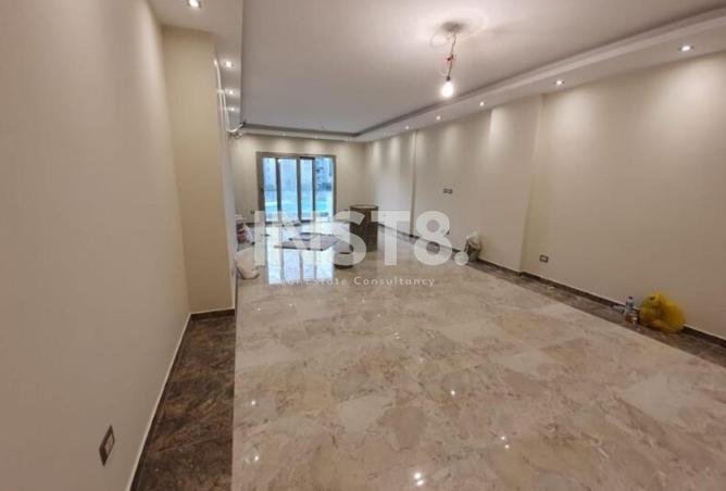 8483060 - Property Image 3