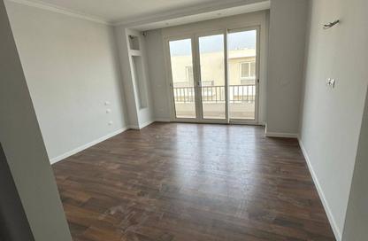 Apartment - 3 Bedrooms - 3 Bathrooms for sale in Pyramids Hills - Cairo Alexandria Desert Road - 6 October City - Giza
