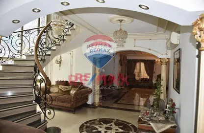 Duplex - 3 Bedrooms - 4 Bathrooms for sale in Heliopolis - Masr El Gedida - Cairo