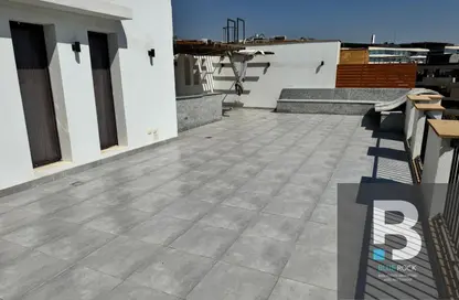 Roof - 1 Bedroom - 1 Bathroom for rent in Westown - Sheikh Zayed Compounds - Sheikh Zayed City - Giza