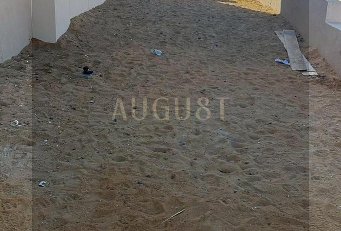 8081232 - Property Image 3