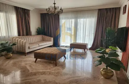 Apartment - 3 Bedrooms - 3 Bathrooms for sale in 7th Sector - Zahraa El Maadi - Hay El Maadi - Cairo