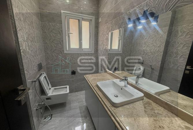 8310246 - Property Image 2