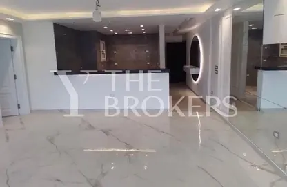 Apartment - 3 Bedrooms - 2 Bathrooms for sale in Mountain View iCity - 5th Settlement Compounds - The 5th Settlement - New Cairo City - Cairo