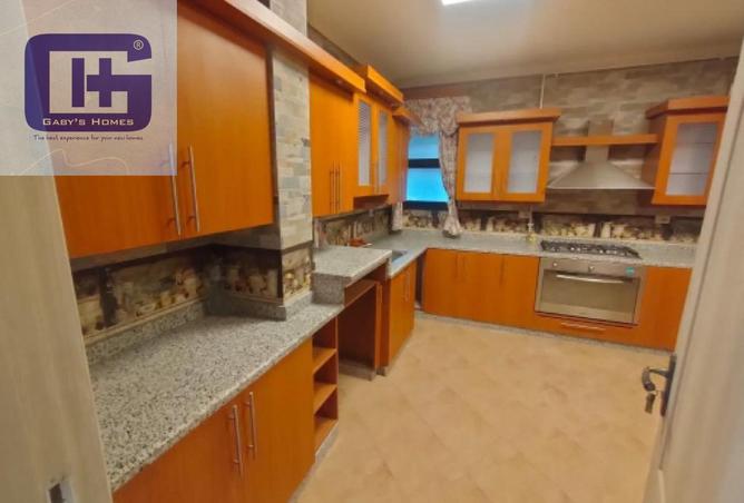 8274263 - Property Image 3