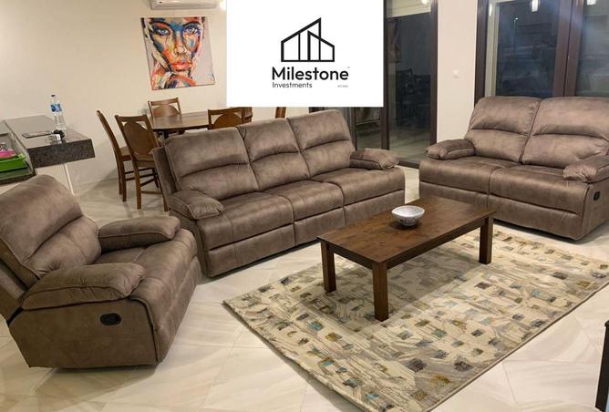 8110240 - Property Image 2