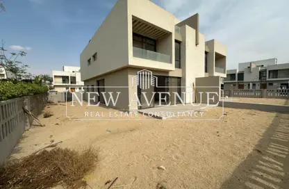 Villa - 3 Bedrooms - 4 Bathrooms for sale in Al Burouj Compound - El Shorouk Compounds - Shorouk City - Cairo
