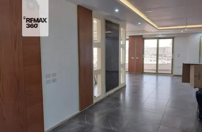 Apartment - 4 Bedrooms - 3 Bathrooms for sale in Al Shouyfat - 5th Settlement Compounds - The 5th Settlement - New Cairo City - Cairo Apartment - 4 Bedrooms - 3 Bathrooms for sale in Al Shouyfat - 5th Settlement Compounds - The 5th Settlement - New Cairo City - Cairo