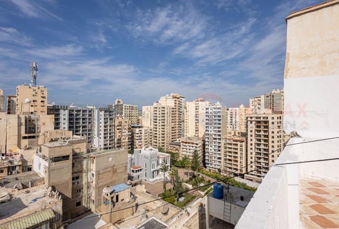 8273354 - Property Image 2