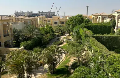 Villa - 4 Bedrooms - 5 Bathrooms for sale in Fountain Park - 5th Settlement Compounds - The 5th Settlement - New Cairo City - Cairo