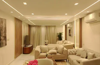 شقة - 3 غرف نوم - 2 حمامات للايجار في صن كابيتال - طريق الفيوم الصحراوى - مدينة 6 أكتوبر - الجيزة شقة - 3 غرف نوم - 2 حمامات للايجار في صن كابيتال - طريق الفيوم الصحراوى - مدينة 6 أكتوبر - الجيزة