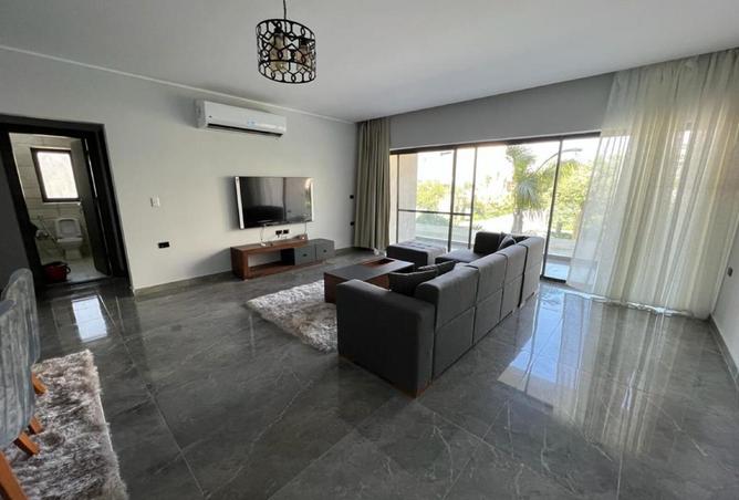 8200297 - Property Image 2