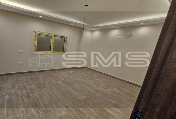 7988770 - Property Image 3