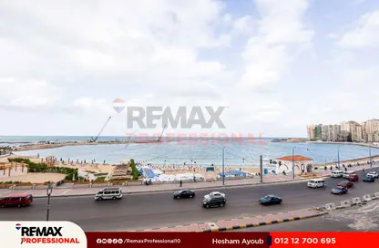 Office Space - Studio - 2 Bathrooms for sale in El Gaish Road - Sidi Beshr - Hay Awal El Montazah - Alexandria