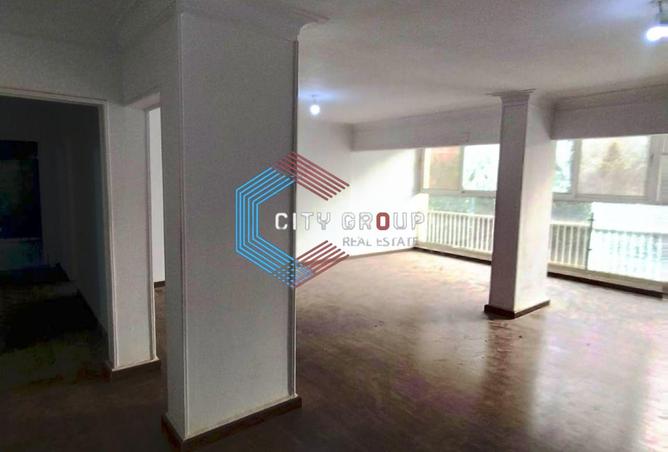 8518100 - Property Image 2