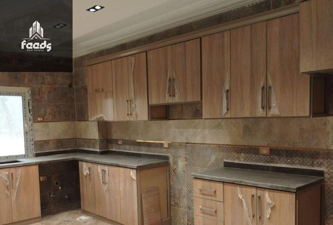 8346892 - Property Image 2