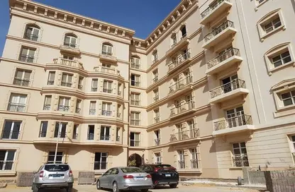Apartment - 2 Bedrooms - 2 Bathrooms for sale in Hyde Park - 5th Settlement Compounds - The 5th Settlement - New Cairo City - Cairo
