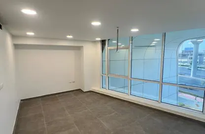 عيادة - استوديو - 1 حمام للايجار في ويست مارك - محور 26 يوليو - مدينة 6 أكتوبر - الجيزة