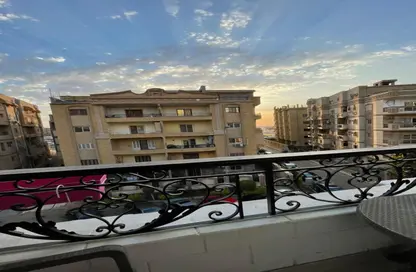 Apartment - 2 Bedrooms - 1 Bathroom for sale in El Banafseg Apartment Buildings - El Banafseg - New Cairo City - Cairo