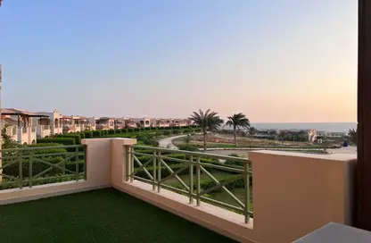 شاليه - 3 غرف نوم - 3 حمامات للبيع في لافيستا 6 - لافيستا - العين السخنة - السويس