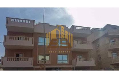 فيلا - 3 غرف نوم - 2 حمامات للبيع في الحي السادس - مدينة العبور - القليوبية