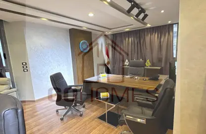 مساحات مكتبية - استوديو - 2 حمامات للبيع في امتداد المعادي الجديدة - حي المعادي - القاهرة